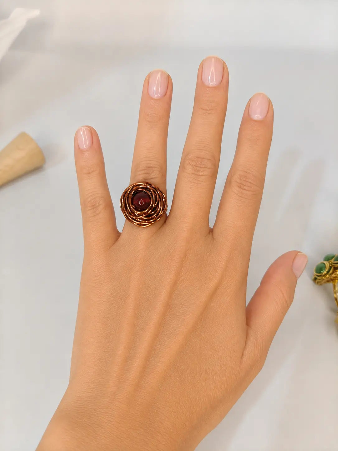 Anillo Amira