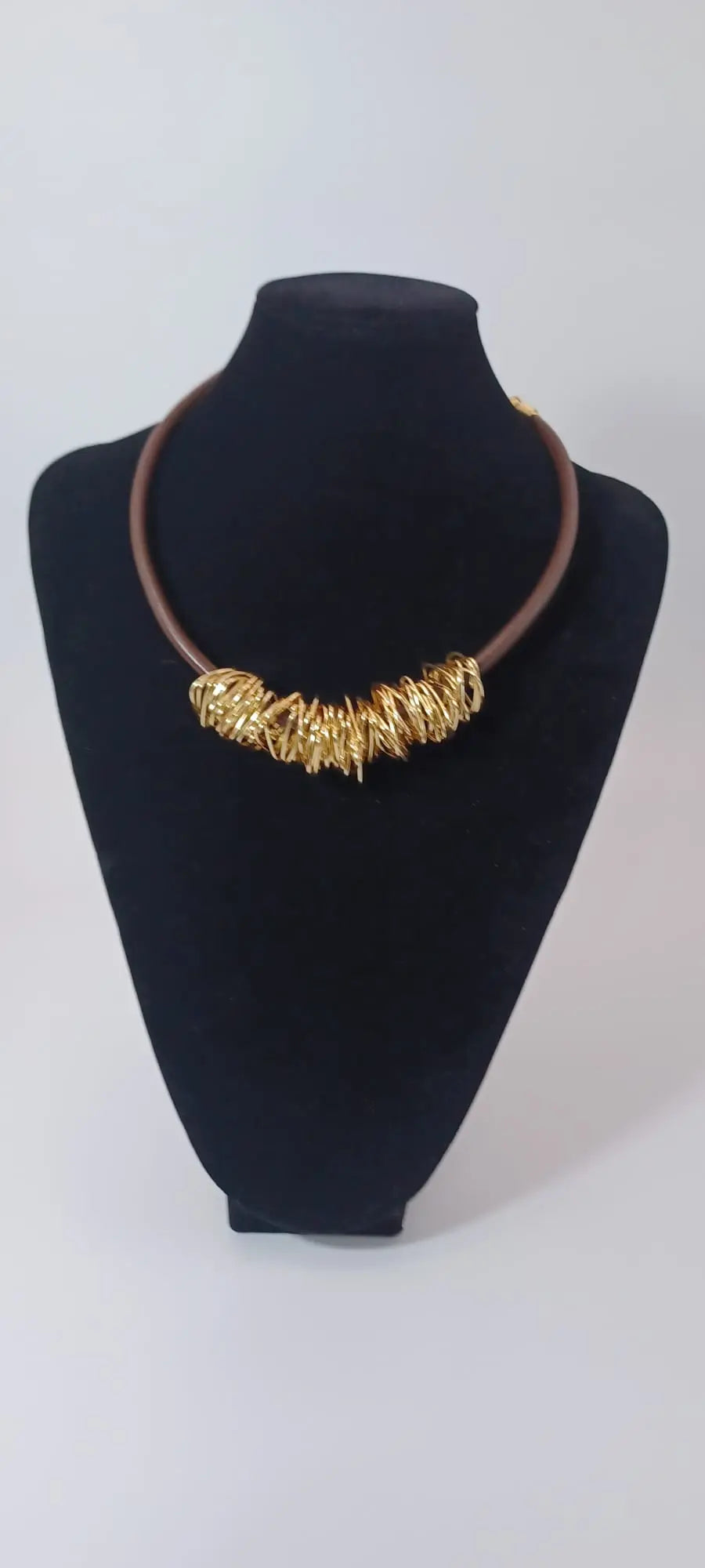 Collar iregular
