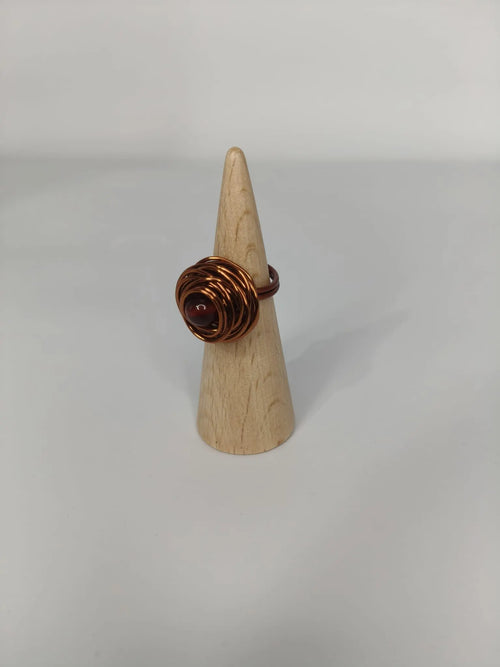 Anillo Amira